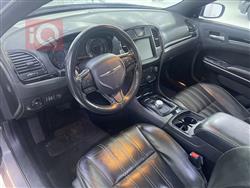 کرایسلەر 300